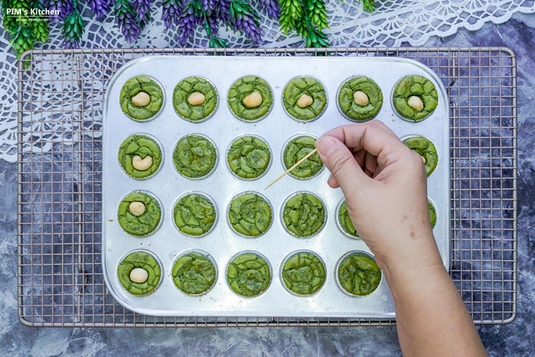 mini matcha brownies 07