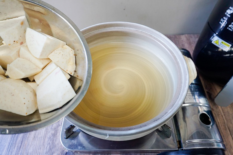 fish soup with taro and vermicelli 07