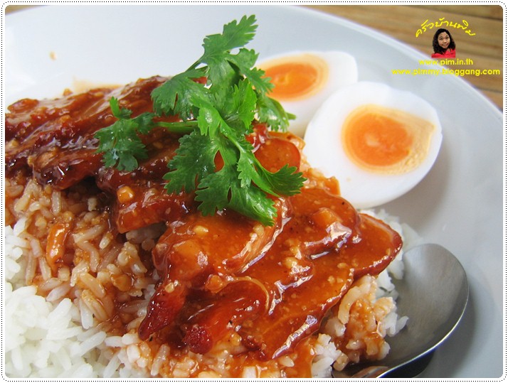 http://pim.in.th/images/all-one-dish-food/kao-moo-dang/kao-moo-daeng-11.JPG