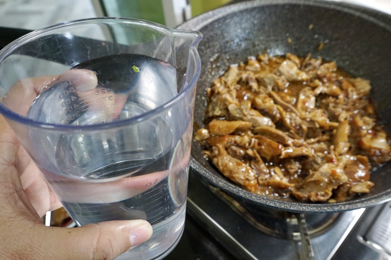 stewed duck soybean paste with egg noodle 12