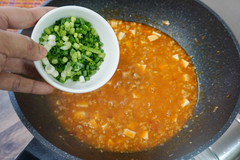 fried minced pork with sichuan sauce 20