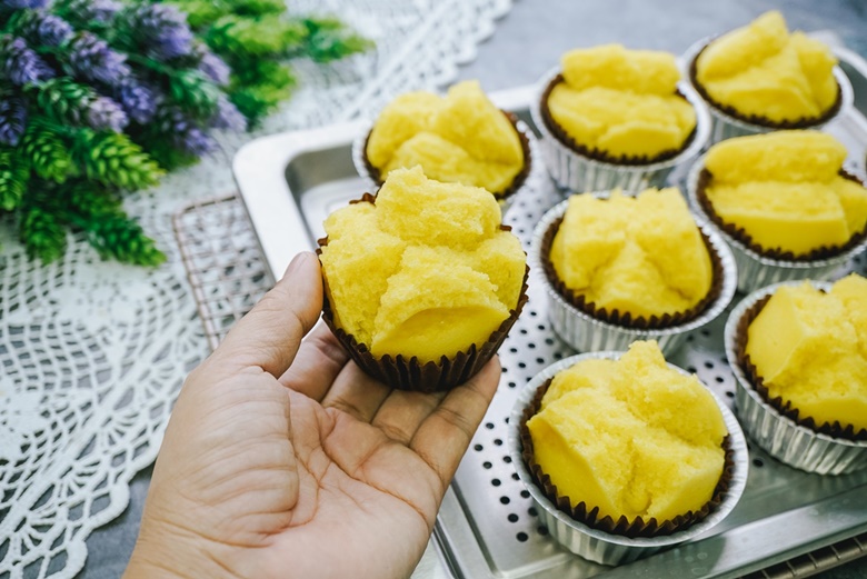 steamed pumpkin cupcake 19